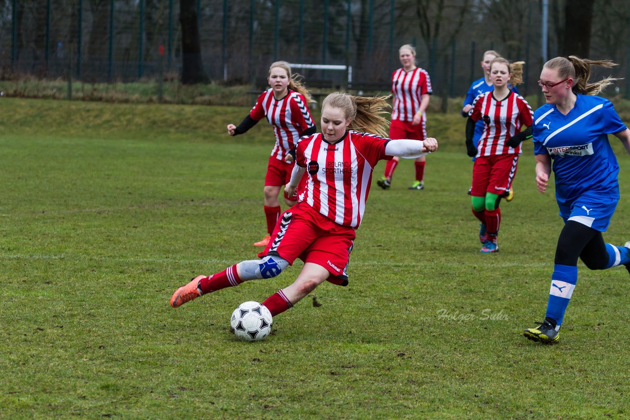 Bild 207 - C-Juniorinnen FSG-BraWie 08 - TuS Tensfeld : Ergebnis: 0:8